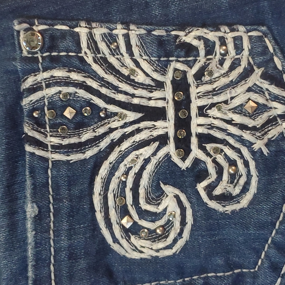 Women's Very Cute distressed Miss Me Jean's 30 - Picture 2 of 7
